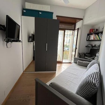 A Casa Di Ida-Appartamento Vista Mare เนเปิลส์ ภายนอก รูปภาพ