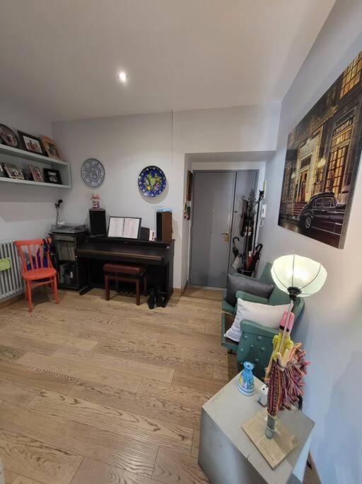 A Casa Di Ida-Appartamento Vista Mare เนเปิลส์ ภายนอก รูปภาพ