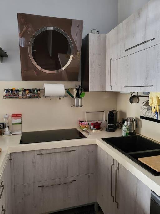 A Casa Di Ida-Appartamento Vista Mare เนเปิลส์ ภายนอก รูปภาพ